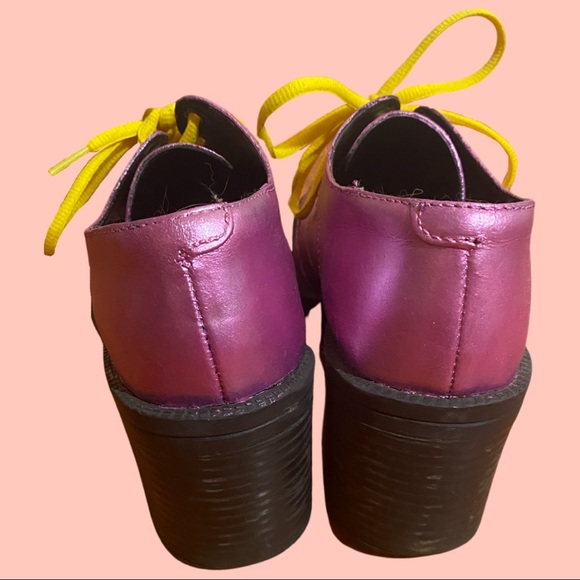 Sassy Platform Oxford Stomping Shoes - Picture 3 of 4